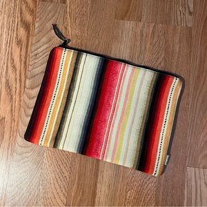 Billabong 9”x12” Zip Case